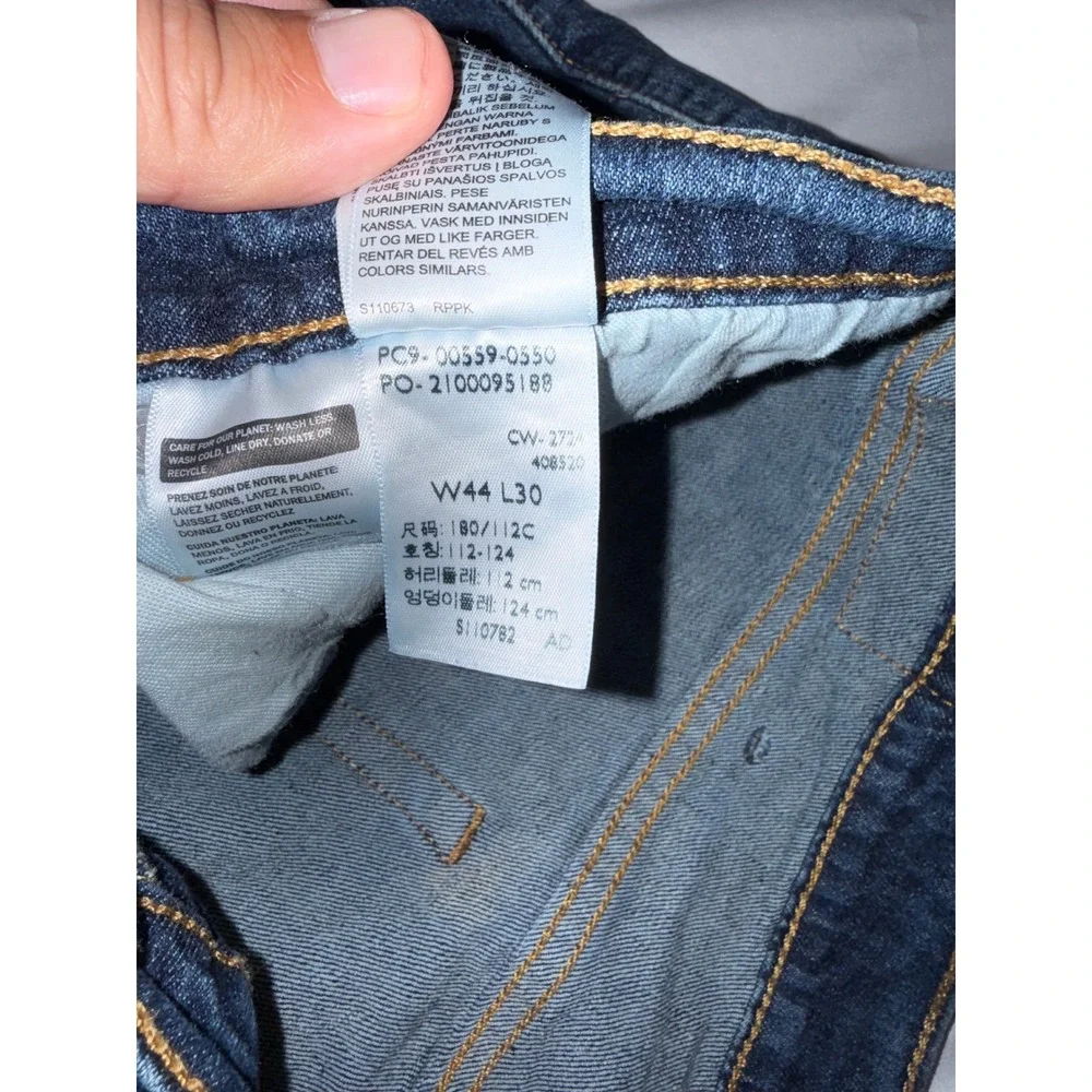 Levis 559 Relaxed Straight Jeans Mens 44x30 Medium Wash Blue Denim 00559-0550